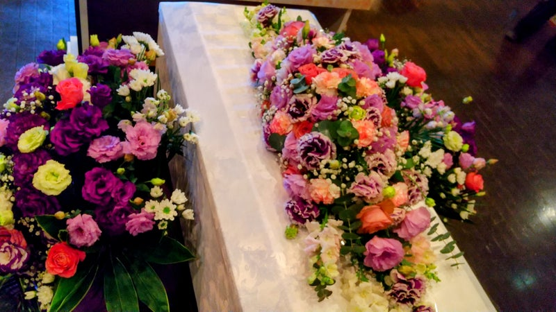 埼玉県川越市葬儀社セレモニーサロン　生花祭壇・生花アレンジ