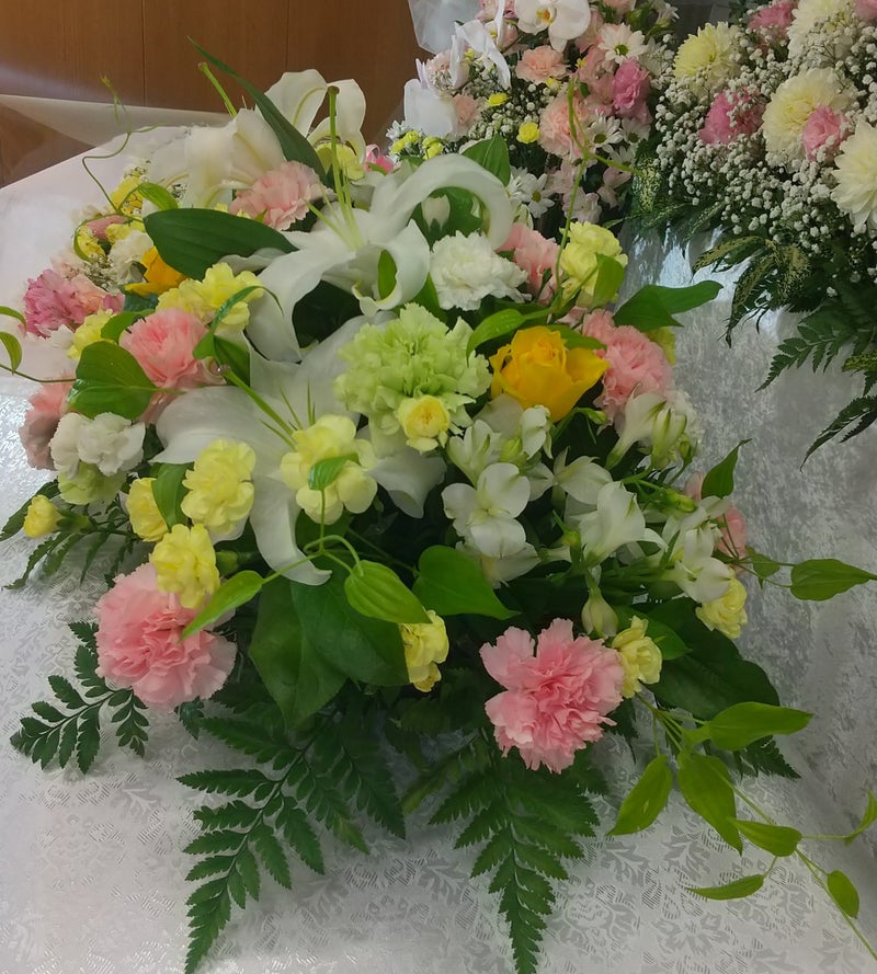 【埼玉県川越市葬儀セレモニーサロン】生花祭壇・生花アレンジ