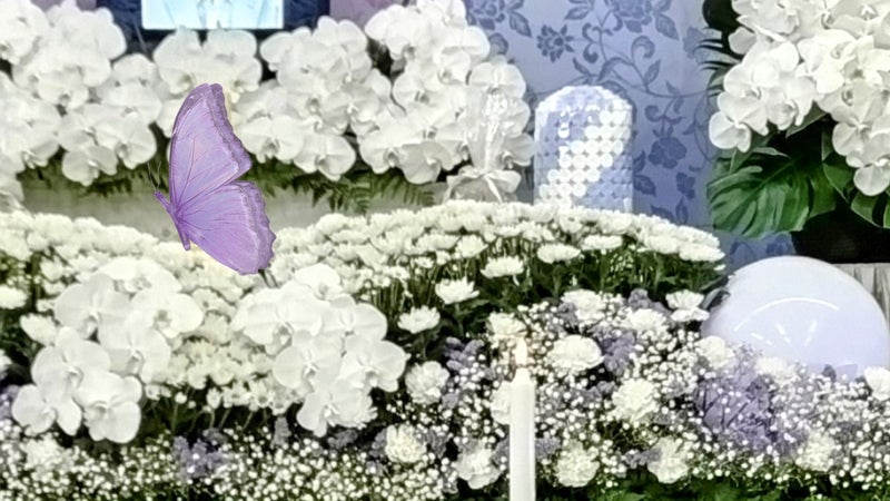 【埼玉県川越市葬儀セレモニーサロン】生花祭壇・生花アレンジ