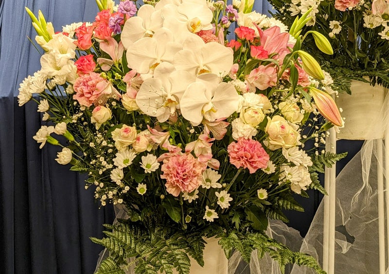 【埼玉県川越市葬儀セレモニーサロン】生花祭壇・生花アレンジ